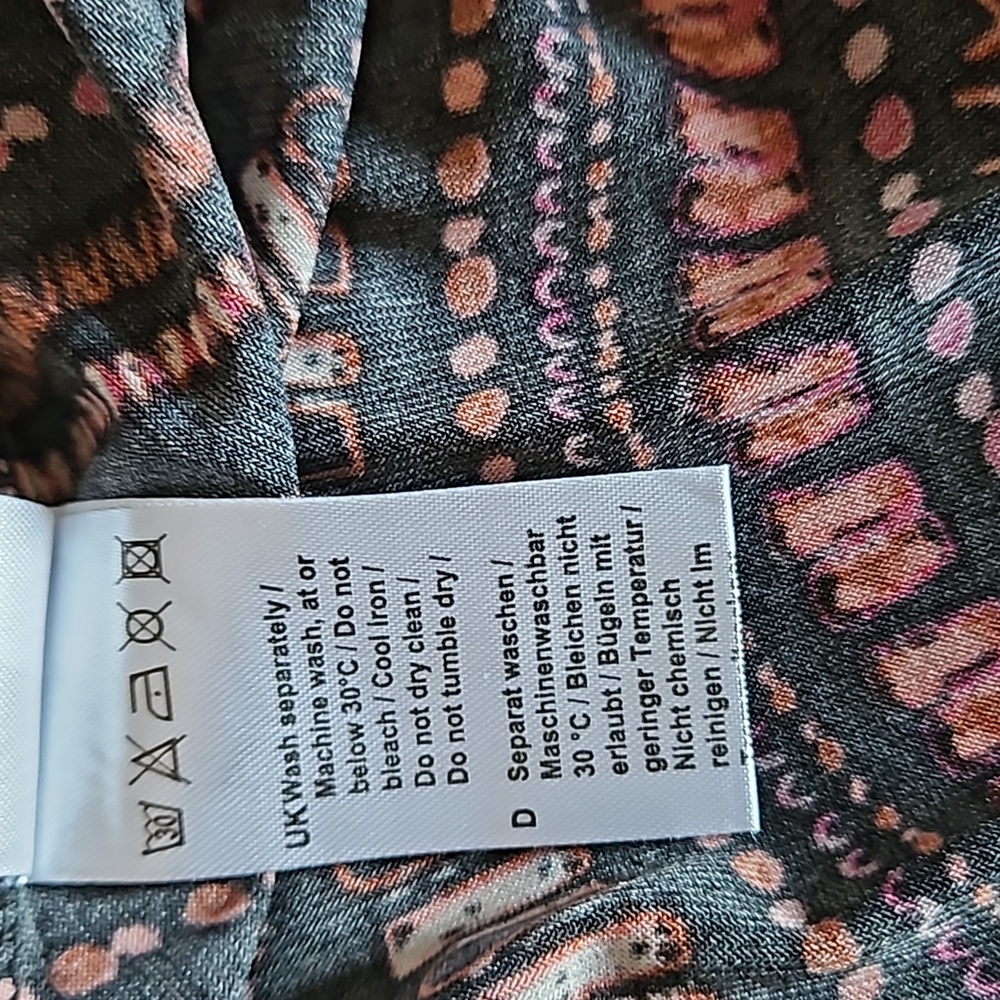 Beautiful Tunic - Picture 3 of 6